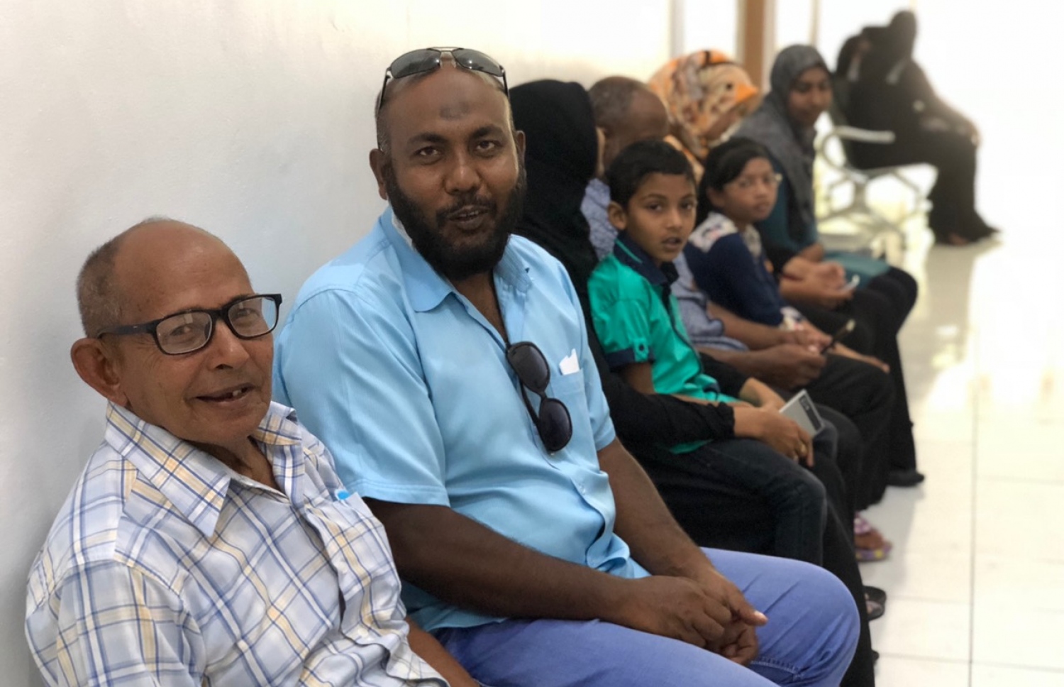 ދަތުގެ ކޭމްޕުން ފަރުވާ ހޯދަން ބަޔަކު މަޑުކޮށްލައިގެން. މާދަމާ މި ކޭމްޕް އޮންނާނީ ގާފަރުގައި.