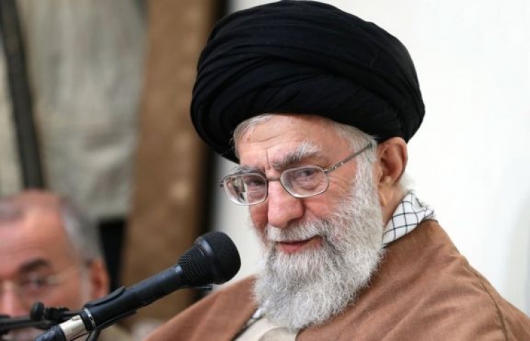 އީރާނާ ދިމާކުރުމުން ނާކާމިޔާބުވަނީ އެމެރިކާއަށް:ޚާމަނާއީ