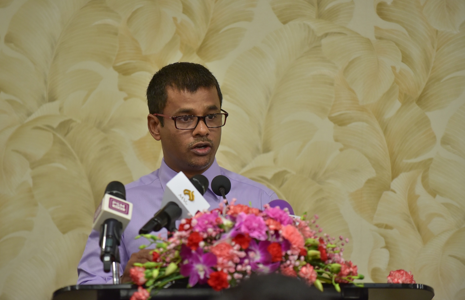 އައިޖީއެމްއެޗުގައި މިއަދު ބޭއްވި ރަސްމިއްޔާތެއްގައި ނާޒިމް ވާހަކަ ދައްކަވަނީ-- މިހާރު ފޮޓޯ: ހުސެން ވަހީދު