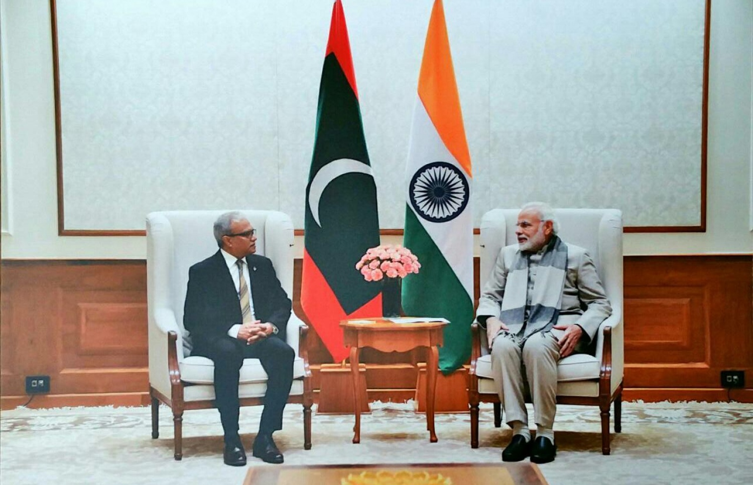 ޑރ. އާސިމް އިންޑިއާގެ ބޮޑުވަޒީރު މޯދީ (ކ) އާ މިއަދު ބައްދަލު ކުރައްވަނީ-- ފޮޓޯ: ފޮރިން މިނިސްޓްރީ