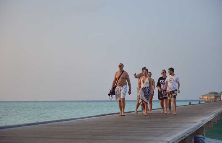 ވިލާގެ މުވައްޒަފުންނަށް ދެން ލިބޭނީ 1،000ރ.