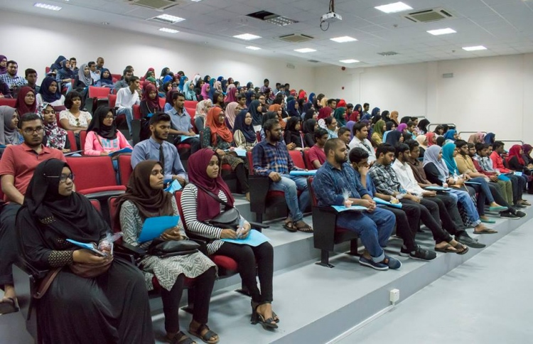 މަތީ ތައުލީމަށް 560 ލޯނުގެ ފުރުސަތު ހުޅުވާލައިފި