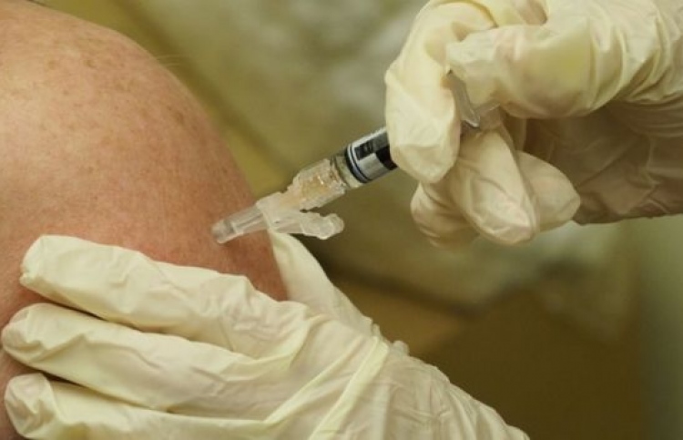 ފާނަ ބަސަންދު ފެތުރެނީ، ވެކްސިނެއް ނެތް!