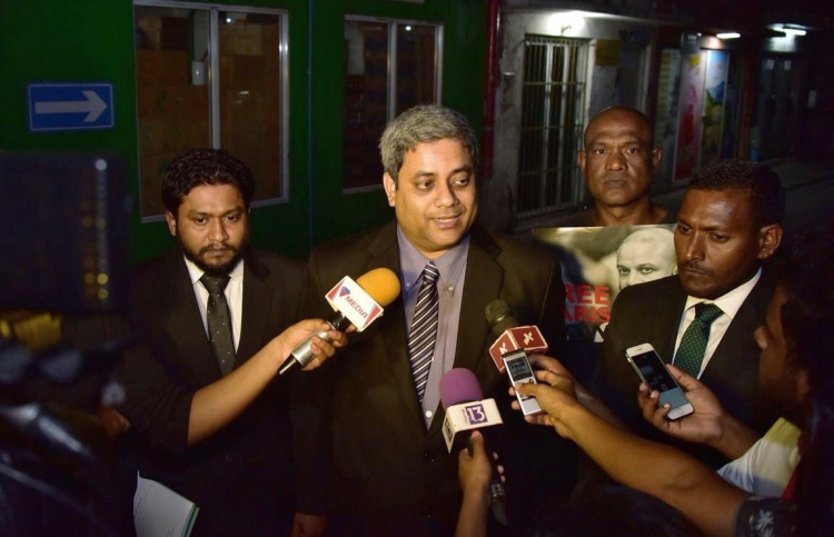 ފާރިސްއާ ދެކޮޅަށް ހެއްކެއް ނެތް، އޮތީ ބަޔާނެއް:ވަކީލު