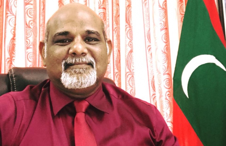 ކޮންސުލް އަލީ އާދަމް ފޮރިން މިނިސްޓްރީއަށް