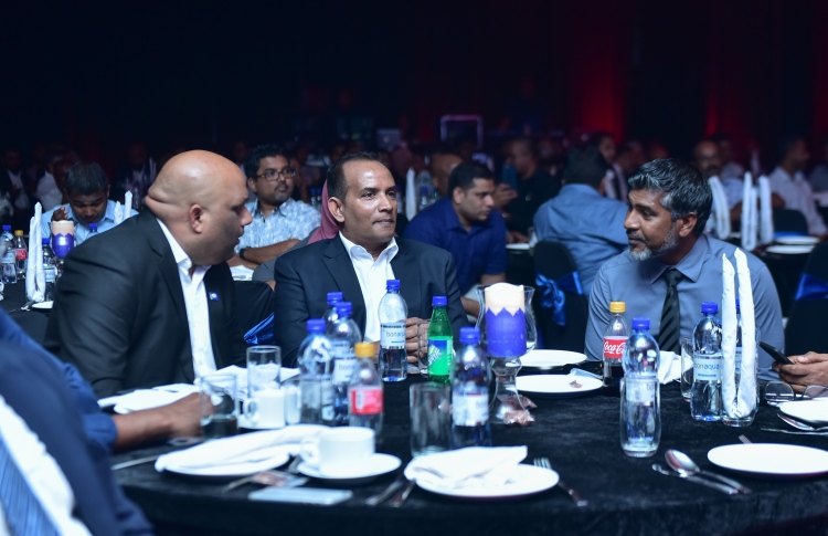 އާ ހިދުމަތްތަކާ އެކު އެލައިޑަށް ބޮޑު ބަދަލެއް