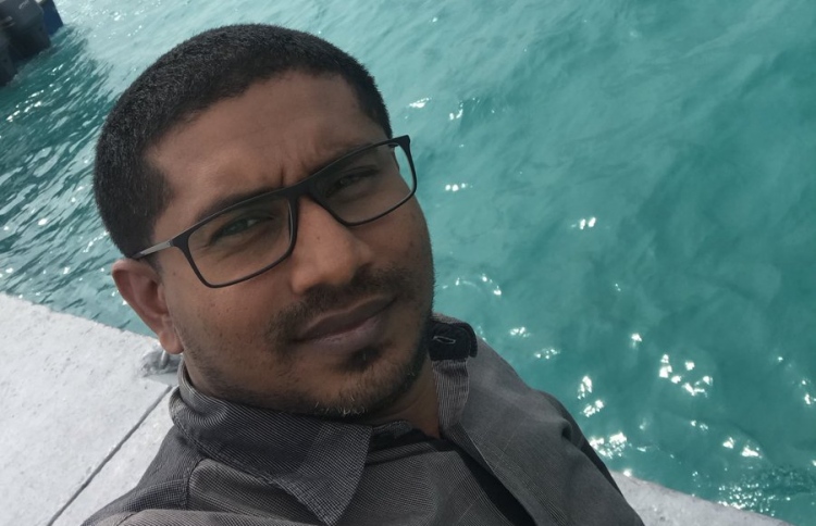 މަހްލޫފް ރާއްޖެ ވަޑައިގެންފި