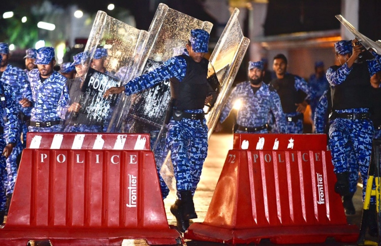 އުޅެނީ އެތެރޭގެ ކަމެއް، ހައްލުކުރާނީ ދިވެހިން:ސަރުކާރު