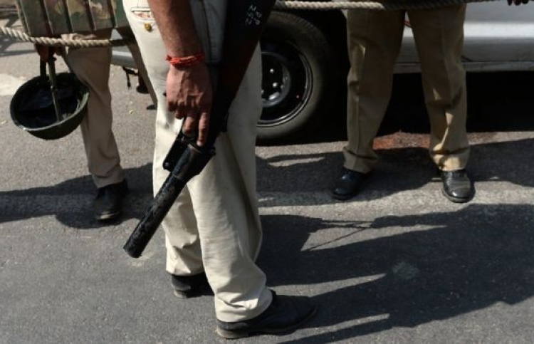 އިންޑިއާގައި ކިޑްނެޕްކުރި ސްކޫލް ކުއްޖާ ސަލާމަތްކޮށްފި