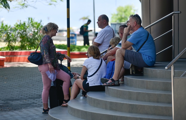 "އެއް ރިސޯޓުން އަނެއް ރިސޯޓަށް ޓޫރިސްޓުން ގެންދެވޭނެ"