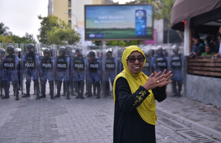 ގަރާރަށް އަމަލު ކުރުން ލާޒިމެއް ނޫން! އެކަމަކު....