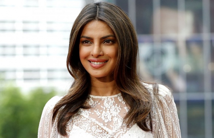 ޕްރިޔަންކާ "އެއިތުރާޒް 2" އިން ފެނިދާނެ