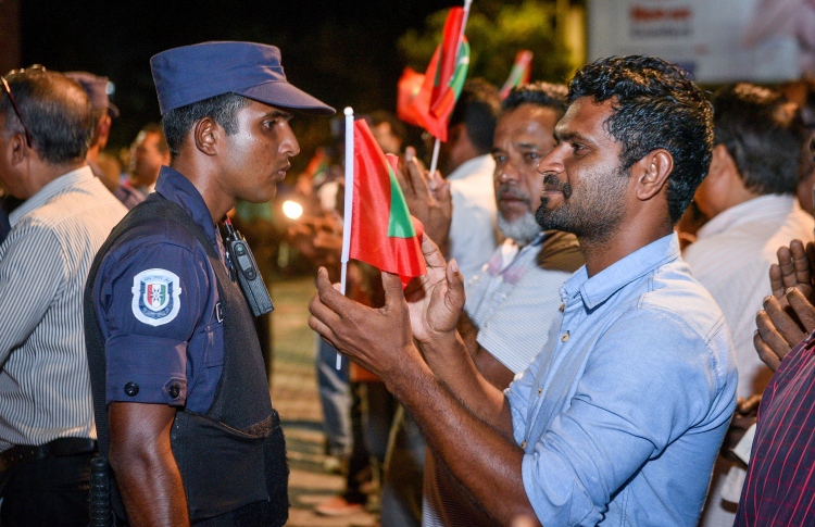 ލޯއޭޝިއާގެ ވަފުދަށް ފުރުސަތު ނުދިނުމުން ކަންބޮޑުވެއްޖެ