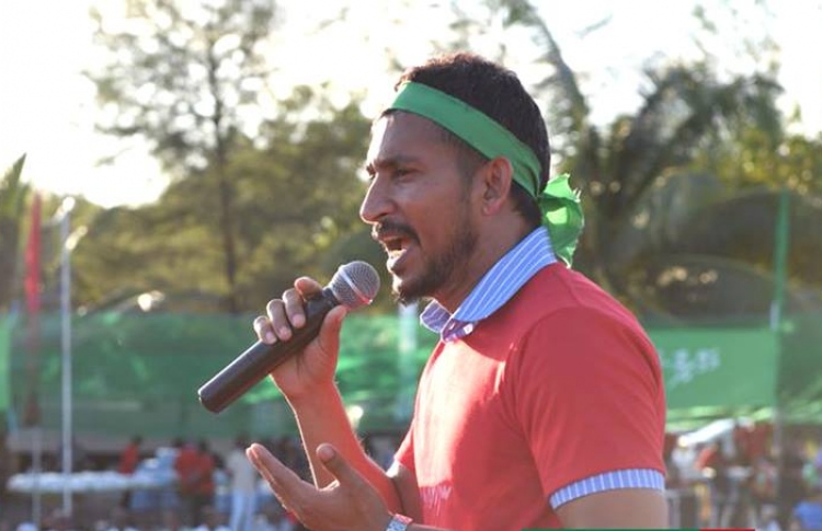 މަޖިލީހުގެ މެޖޯރިޓީ އަލުން ހޯދާނަން: ފަލާހް