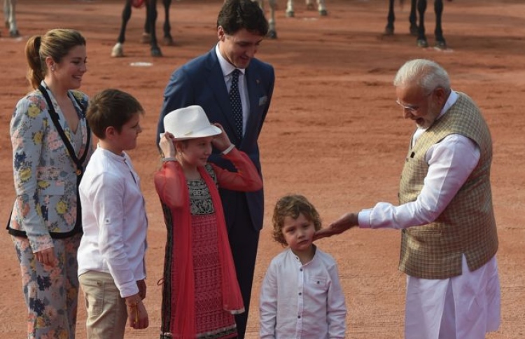 ކެނެޑާގެ ބޮޑު ވަޒީރު ޓްރޫޑޯއާ މޯދީ ބައްދަލު ކުރައްވައިފި