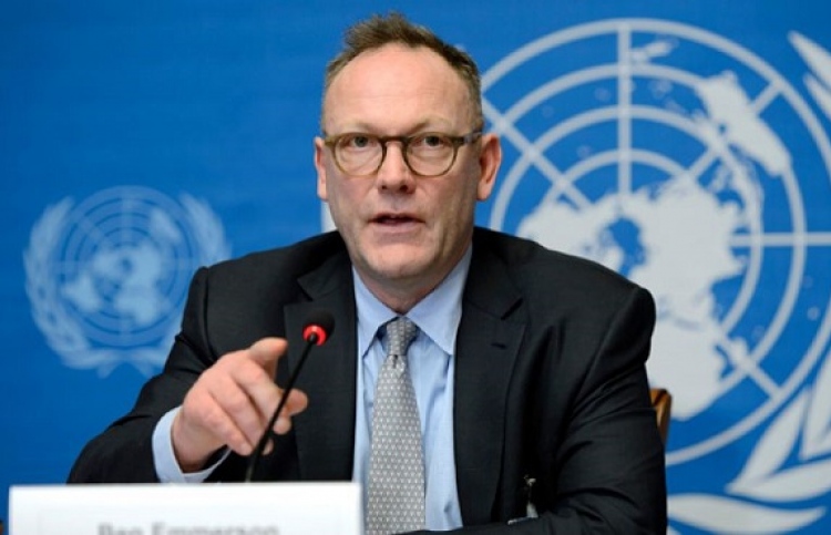 ޕާޓީތަކުގެ ލީގަލް އެޑްވައިޒަރަކަށް ބެން އެމާސަން