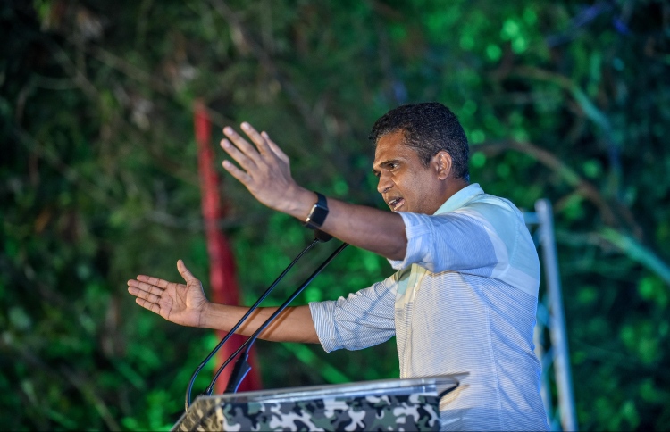 "މޮޔައަކަށް ވުރެ ހުދުމުހުތާރު ވެރިޔަކު ވެސް ރަނގަޅު"