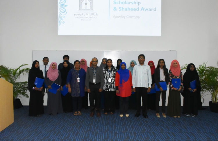 ގައުމީ ޔުނިވަސިޓީގެ ސްކޮލަޝިޕް 24 ދަރިވަރަކަށް ދީފި