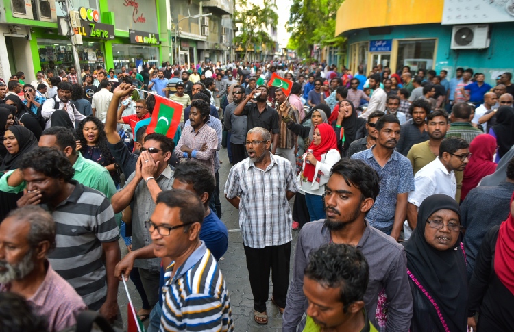 ޑިމޮކްރެސީ އަކީ ހުދުމުހުތާރުގެ ދެ ވަނަ މާނަތޯ؟
