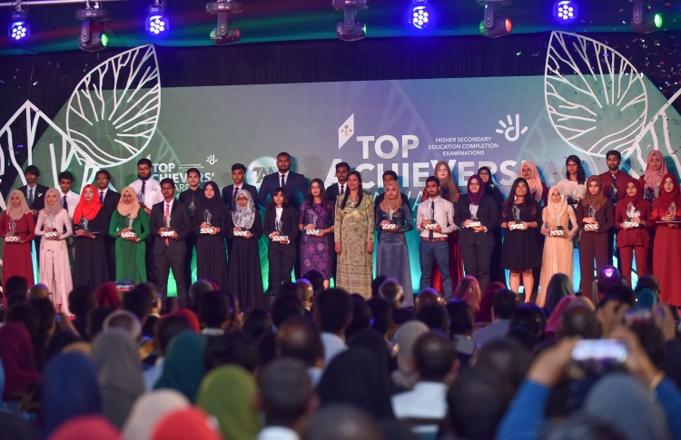 އޯލެވެލް ސެޓްފިކެޓްތައް ސެންޓަރުތަކަށް ފޮނުވަން ފަށައިފި