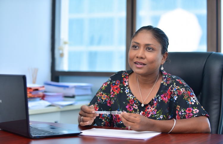 ކޮމިޓީގައި، ޖޭއެސްސީއާ ގުޅޭ ކަންކަމުން ދުރުވާނަން