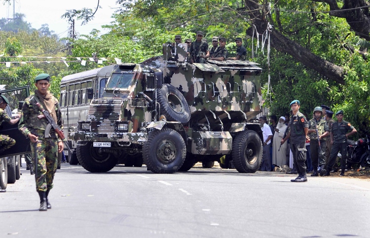 ލަންކާގެ ހަމަނުޖެހުންތަކުގެ ބޮޑު ތަހުގީގެއް ހިންގަނީ