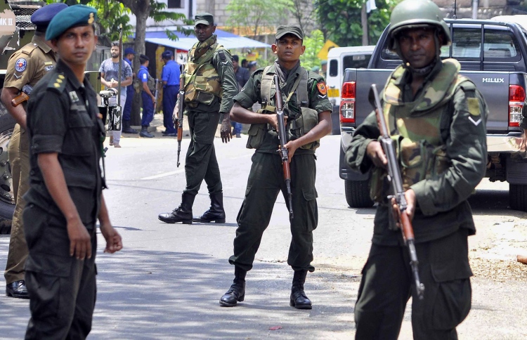 މުސްލިމުންނަށް ހަމަލާ ދޭ އިސް މީހުން އަތުލައިގެންފި