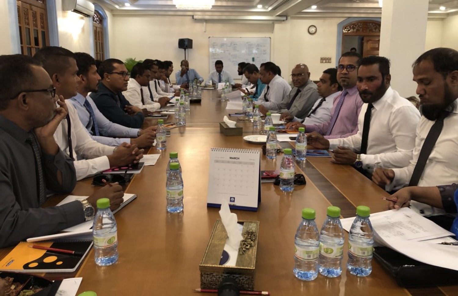 މުލިއާގޭގައި މިއަދު ބޭއްވި ޕީޕީއެމް/އެމްޑީއޭ ޕީޖީ ގްރޫޕްގެ ބައްދަލުވުން. - ފޮޓޯ: ނިހާނު