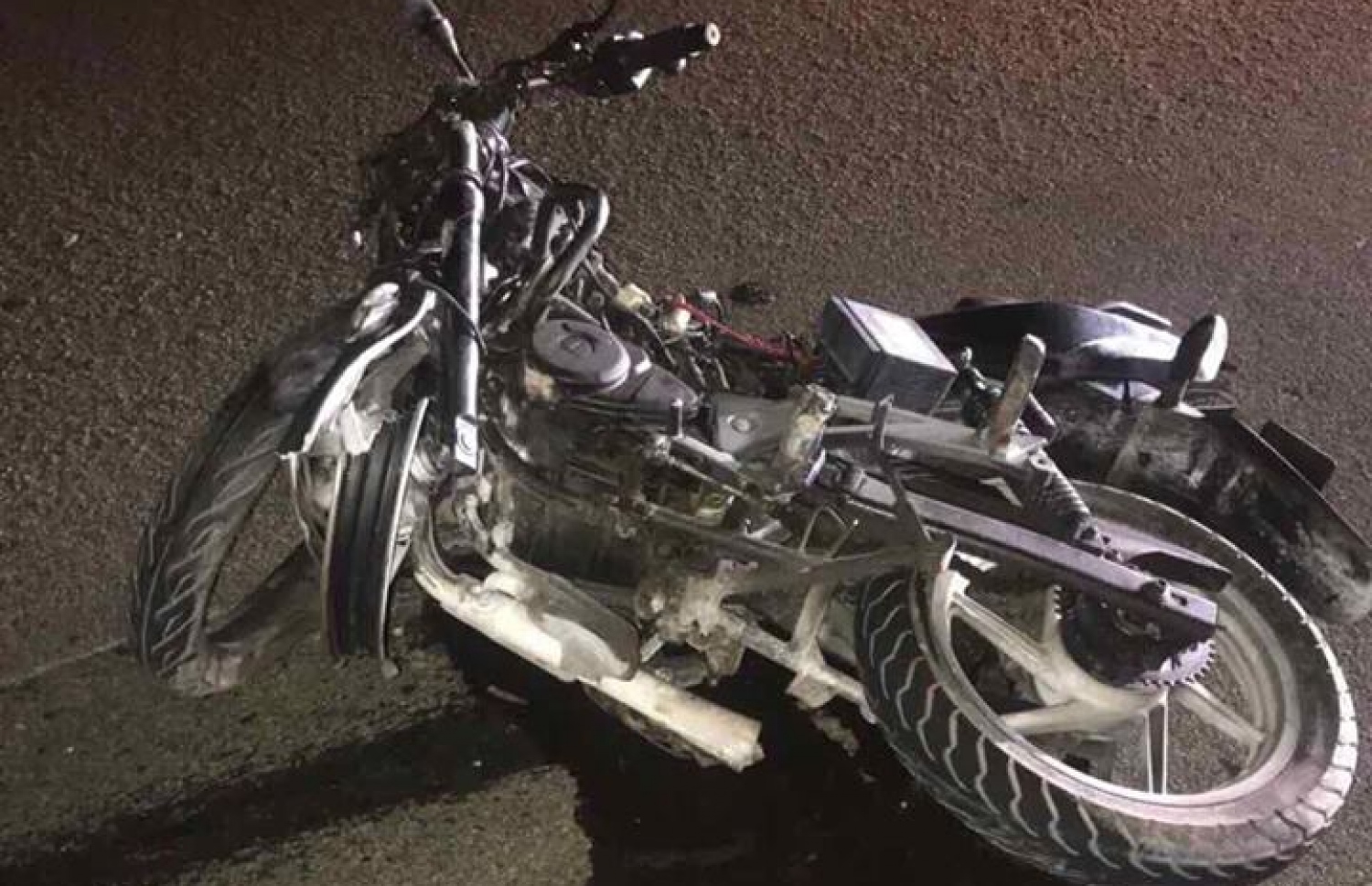 އެކްސިޑެންޓުގައި މަރުވި ރަޝްމު ދުއްވި ސައިކަލް.---ފޮޓޯ: އައްޑޫލައިވް