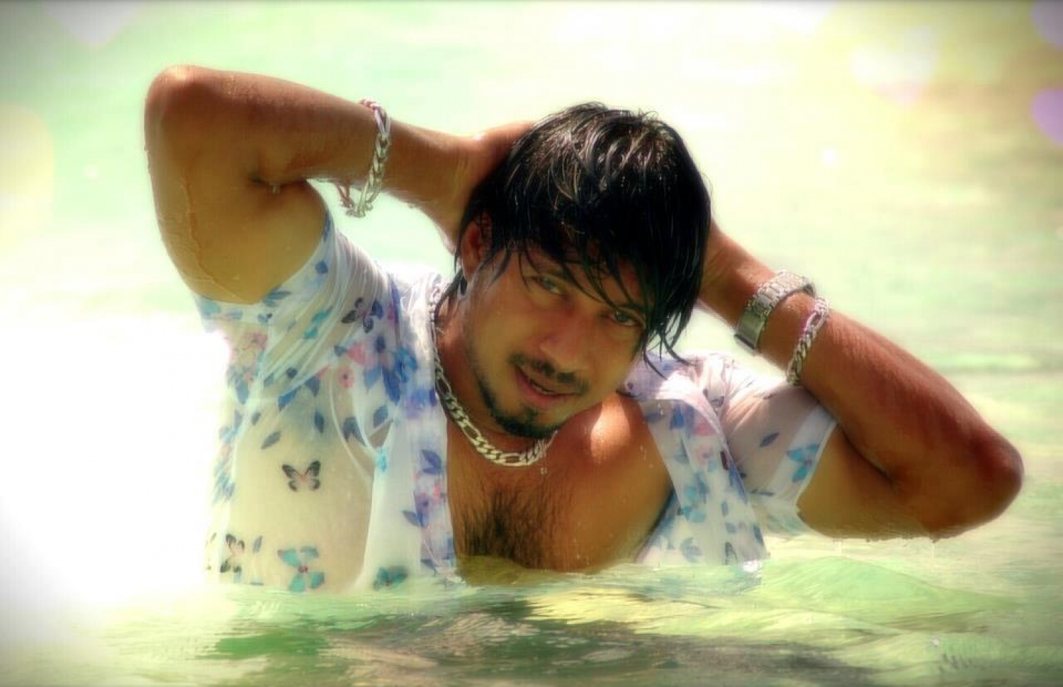 ޔޫއްޕެ: ވެބް ސީރީޒް "ހުވާ" ގެ ރޯލަކުން ފެނިގެން ދާނެ.