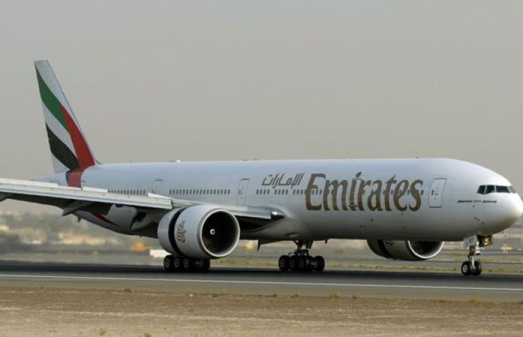 އެމިރޭޓްސްގެ ބޯޓުން ވެއްޓުނު އެޓެންޑެންޓް މަރުވެއްޖެ