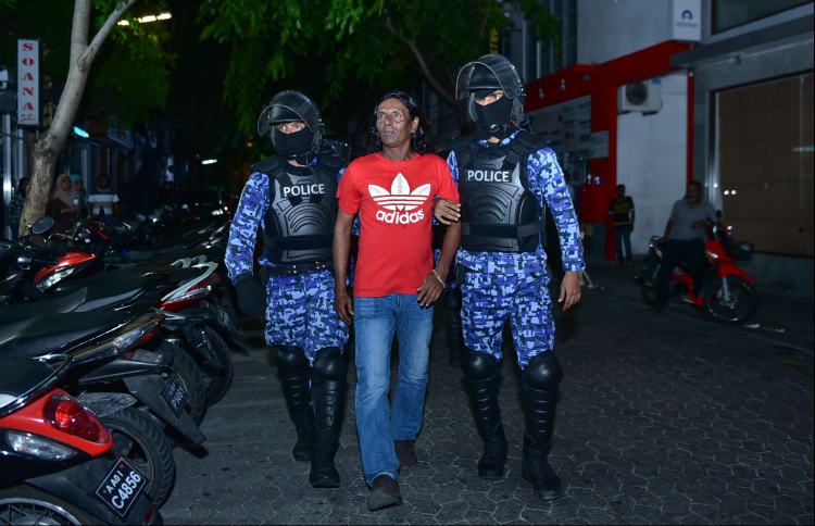 އެއްވުންތަކާ ގުޅިގެން ހައްޔަރުކޮށްފައި ތިބީ 9 މީހަކު