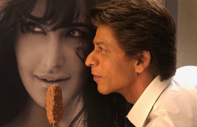 ޝާހްރުކަށް މި ފަހަރު ކިރަންއެއް ނޫން، ކެޓްރީނާ