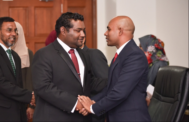 ޕީޕީއެމްގެ މައްސަލަ ބަލާ ބެންޗު ބަދަލުކޮށްދޭން އެދެފި