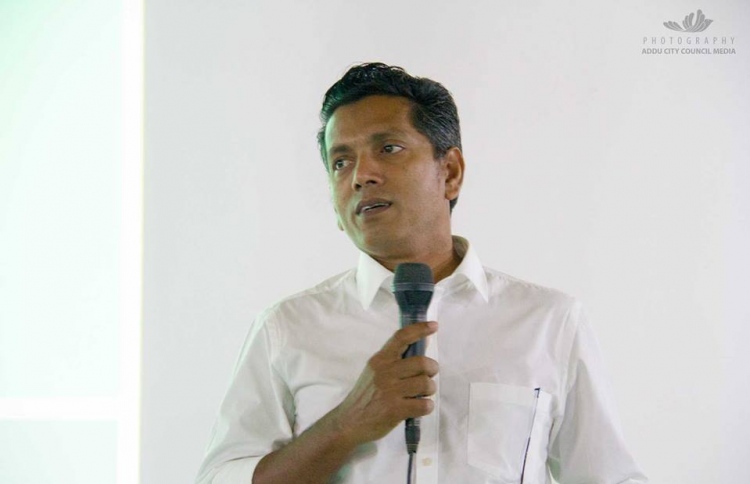 ހައްގު ބަސް ބުނުން ނުހުއްޓުވޭނެ: އައްޑޫ މޭޔަރު