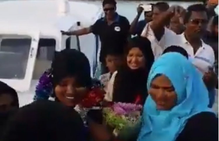 މުޒާހަރާގައި ހައްޔަރުވުމުން އުކުޅަހުން ކީ ހޫނު މަރުހަބާ