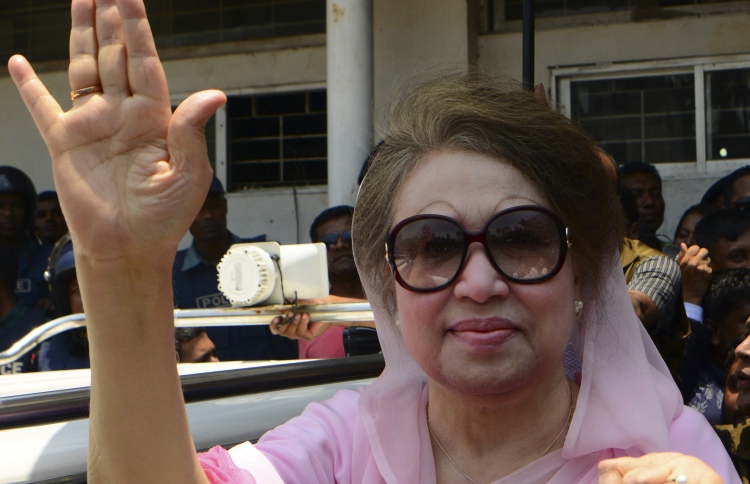 ޚާލިދާ ޒިޔާ އަށް އިންތިޚާބުގައި ވާދަނުކުރެވޭ ގޮތް ހަދައިފި