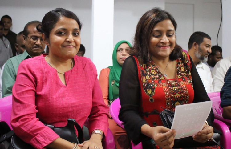 ޚިޔާލުތަފާތުވުން ހުއްޓަސް ދައްތަ ވަރަށް ލޯބިވޭ: ޔުމްނާ