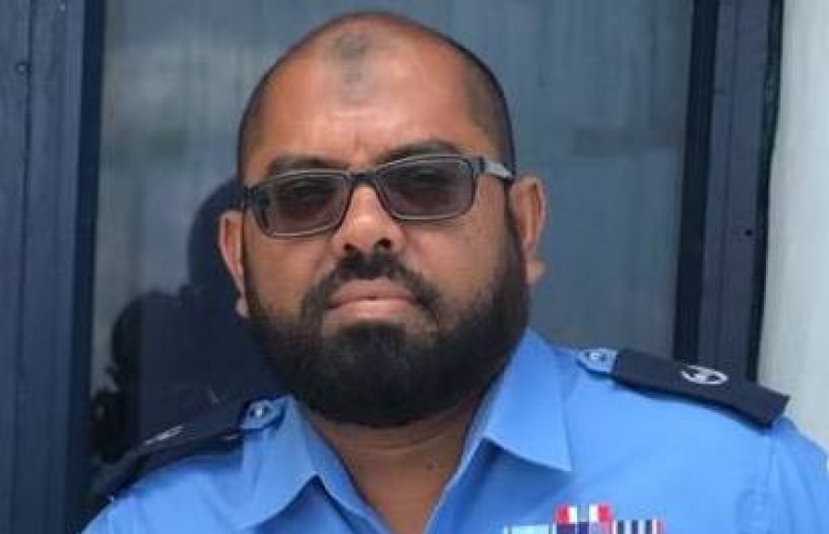 ގައިދީން ދޫކޮށްލަން އުޅޭކަމަށް ބުނެ ފޯނު ހިފަހައްޓައިފި