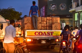 Pick-ups transport goods in Male City. PHOTO: HUSSAIN WAHEED/MIHAARU