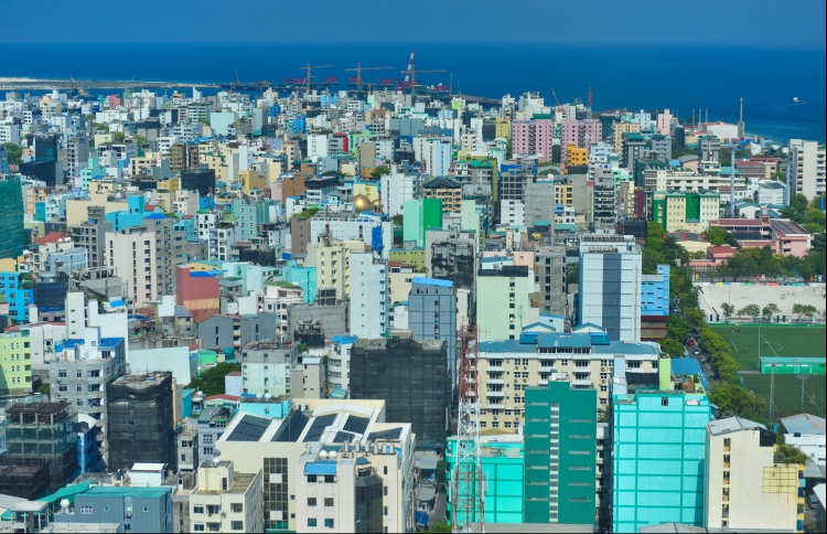 މާލޭގެ ގެއެއްގައި މަރުވެފައި އޮތް މީހަކު ފެނިއްޖެ