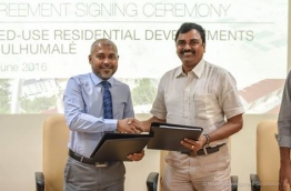 HDC’s managing director Mohamed Saiman (L) with Renaatus Project chairman R.P. Selvasundaram. PHOTO/HDC
