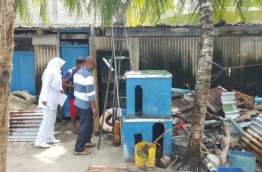 Dhaal Atoll Hospital staff conducting a campaign to eliminate mosquito breeding grounds. PHOTO/HEALTH MINISTRY