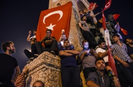 Turkish authorities said they had regained control of the country on July 16 after thwarting a coup attempt by discontented soldiers to seize power from President Recep Tayyip Erdogan that claimed more than 250 lives. / AFP PHOTO / BULENT KILIC