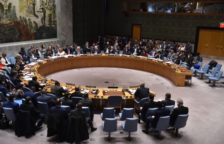 ޔޫކްރޭން: ސަލާމަތީ މަޖިލީހުގެ ކުއްލި ބައްދަލުވުމެއް