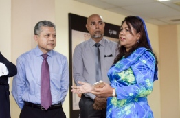 Maldives governor Azeema Adam (R) pictured during the MMA credit guarantee agreement signing ceremony in August. She has been implicated in a plot to launder USD1.5 million dollars through the central bank. MIHAARU FILE PHOTO/NISHAN ALI