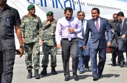 President Abdulla Yameen Abdul Gayoom (R) with tourism minister Moosa Zameer. FILE PHOTO: PRESIDENT'S OFFICE
