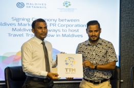 MMPRC and Maldives Getaways sign agreement to host Travel Trade Maldives (TTM) fair to lure 2 billion tourists and USD 3.5 billion to the Maldives by 2020. PHOTO/MMPRC