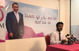 President's Office spokesperson Ibrahim Muaz Ali speaks at press conference launching First Lady Fathimath Ibrahim's campaign to upsurge membership for PPM. PHOTO/AZHAR