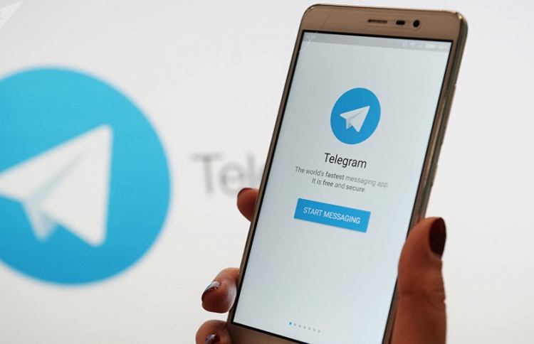 އިރާންގެ ސްކޫލްތަކުގައި ބޭރުގެ ސޯޝަލް އެޕްތައް މަނާކޮށްފި